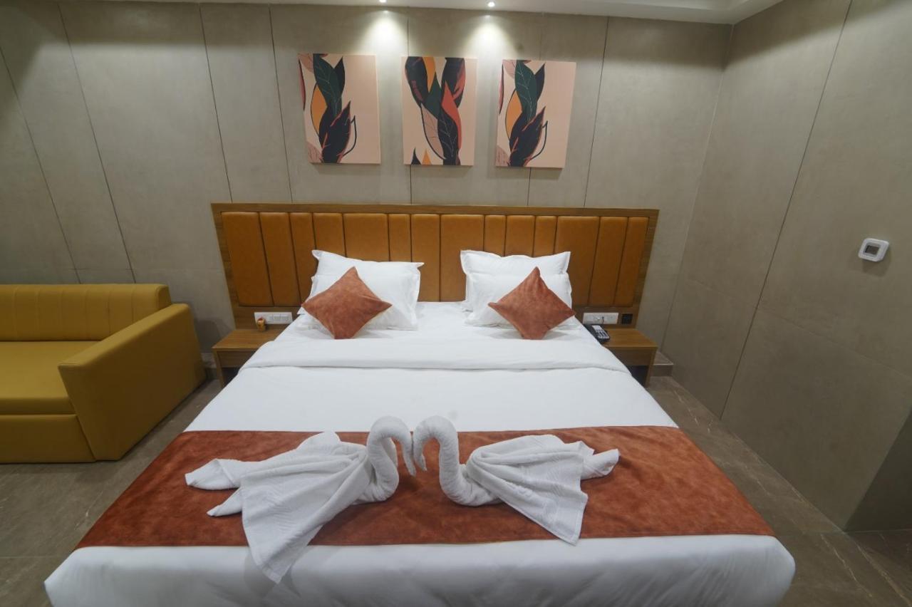 Hotel Stature Inn Kevadia Luaran gambar