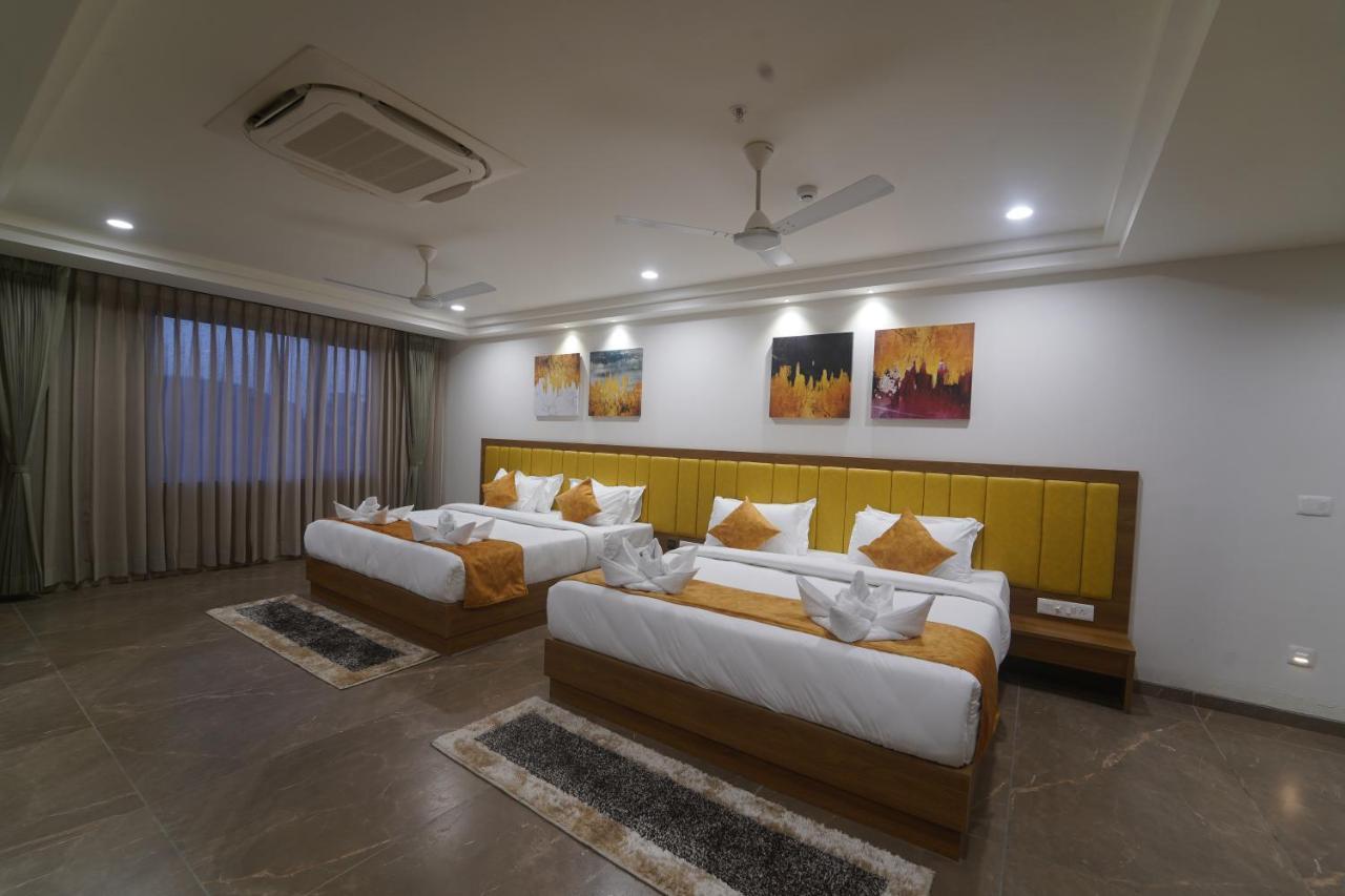 Hotel Stature Inn Kevadia Luaran gambar