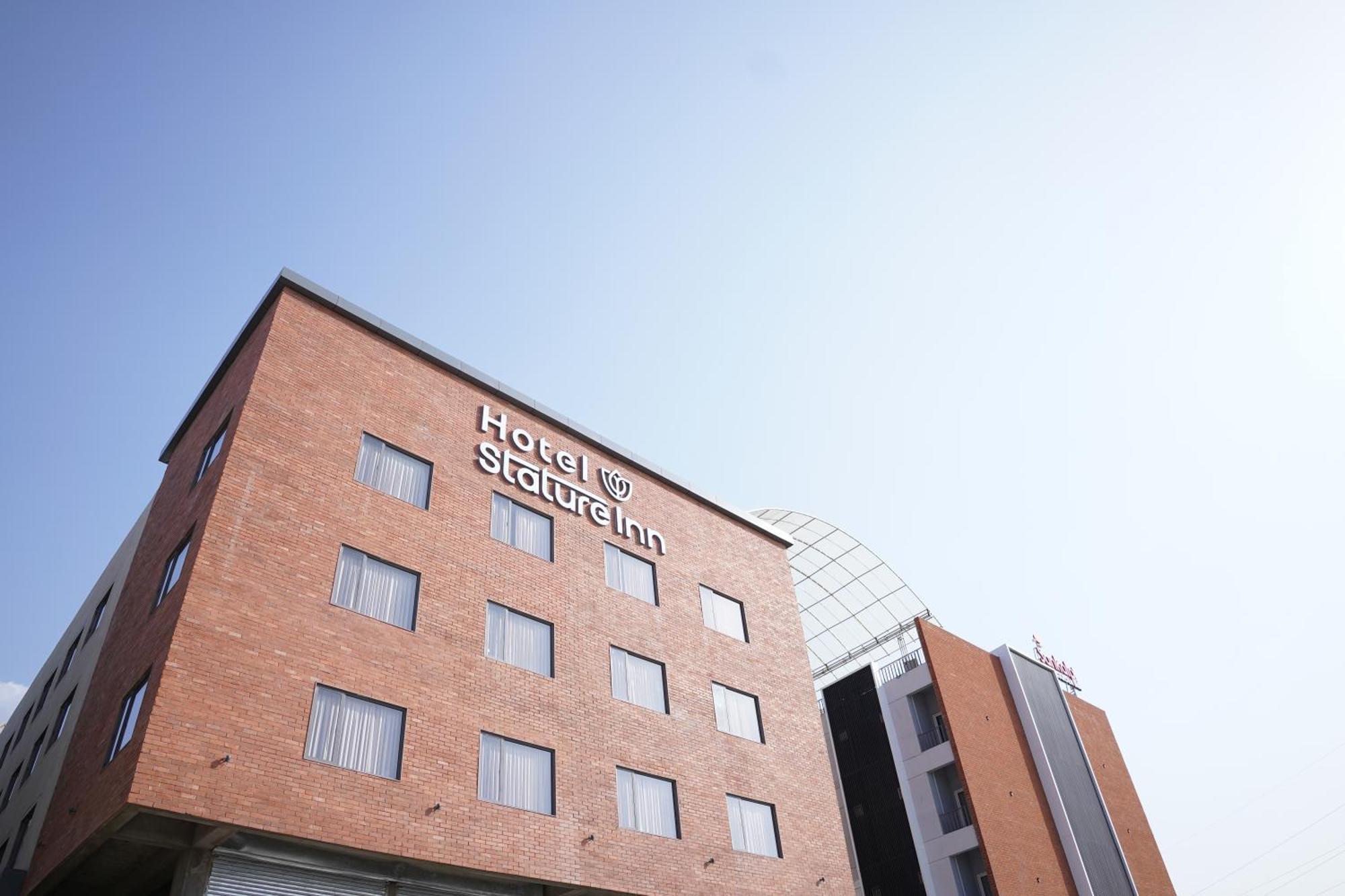 Hotel Stature Inn Kevadia Luaran gambar