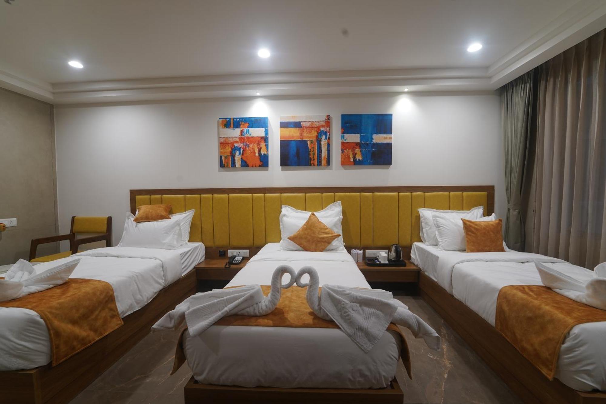 Hotel Stature Inn Kevadia Luaran gambar